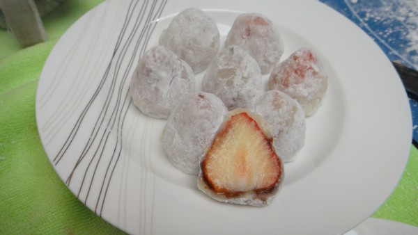 Strawberry Daifuku recipe