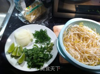Simple and Undiminished Vietnamese Fish Ball Pho recipe