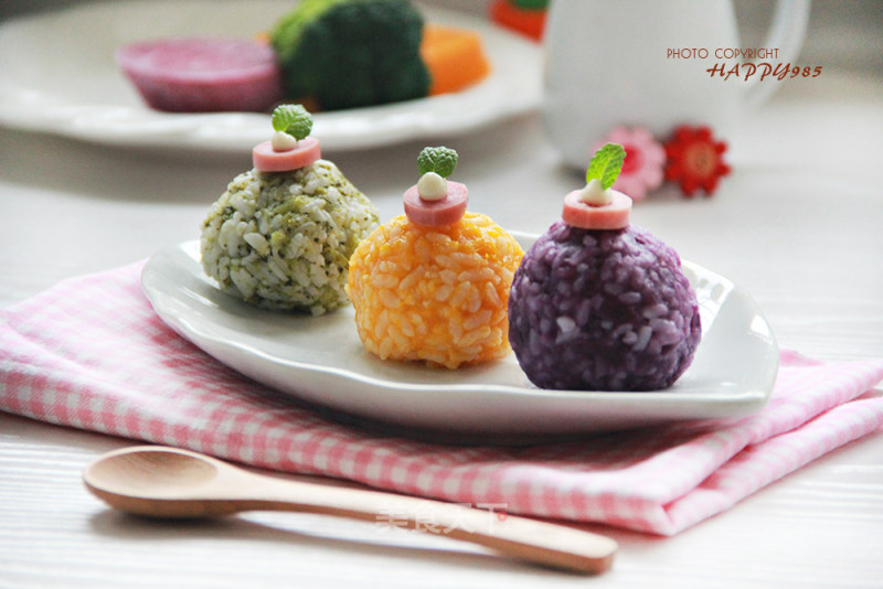 Color Three Vegetable Rice Ball recipe