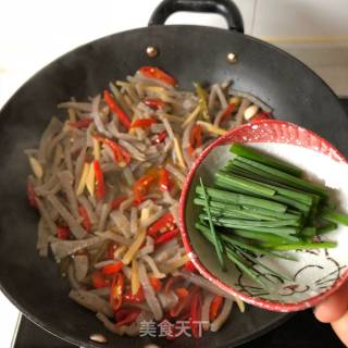 Pickled Pepper Konjac Shreds recipe