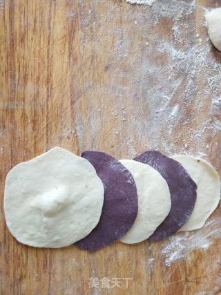 Two-color Rose Steamed Buns recipe