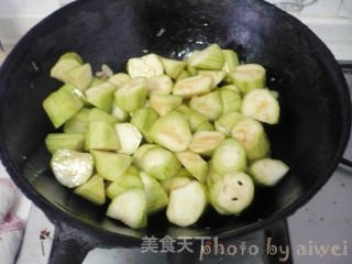 Fried Loofah with Fritters recipe