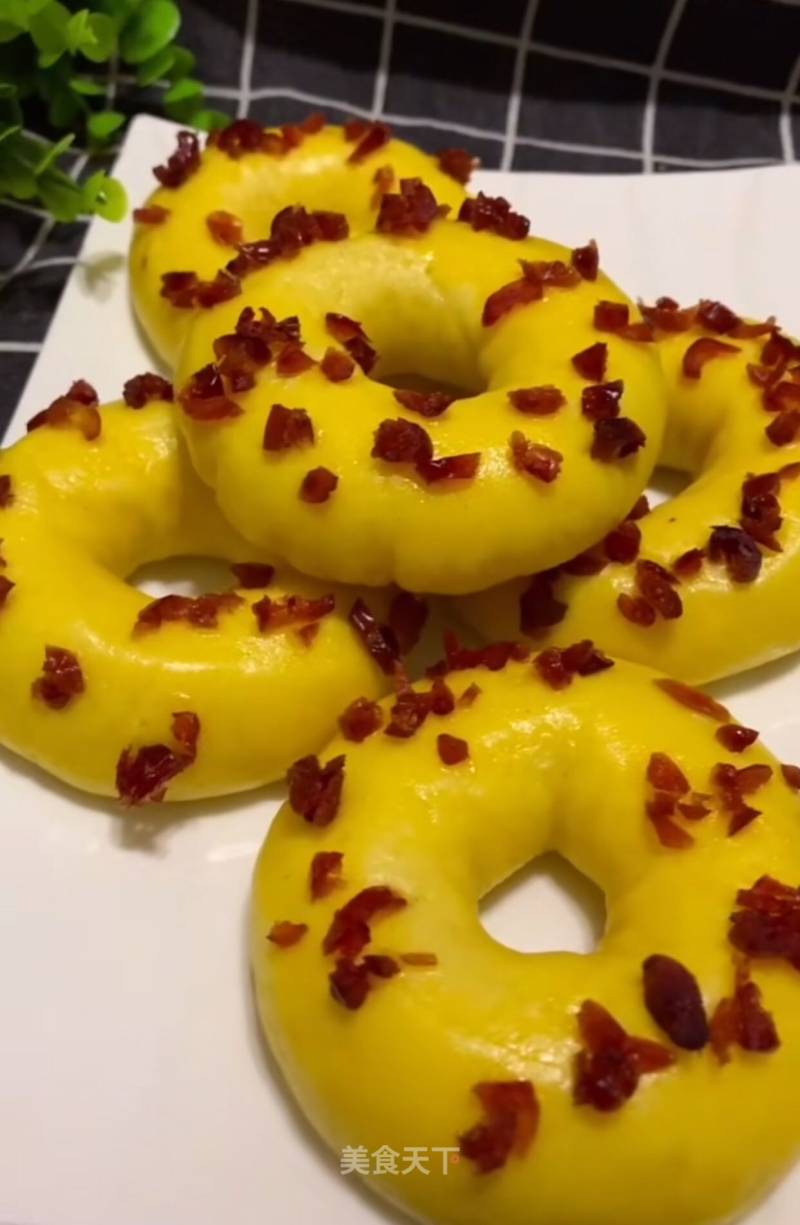 Steamed Cranberry Donuts