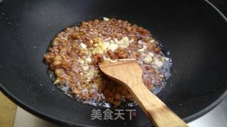 Eggplant Diced Pork Hand Rolled Noodles recipe