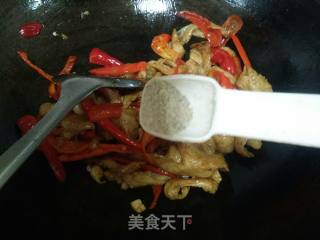 Fried Gluten with Red Pepper recipe