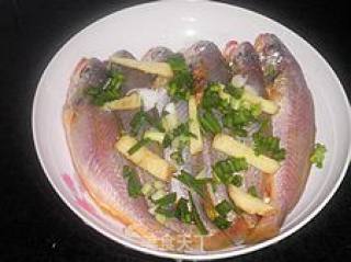 Steamed Small Yellow Croaker recipe