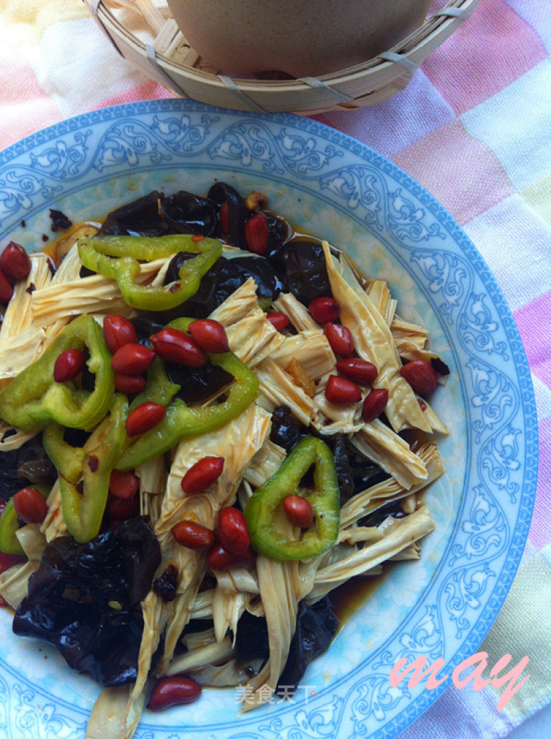 Bean Curd with Fungus recipe