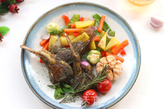 Pan-fried Lamb Chops with Chinese New Year Dishes recipe