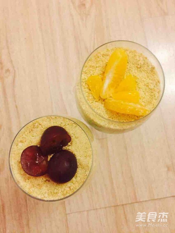 Wine Glass Fruit Sawdust Cup recipe