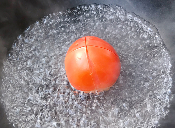 Enoki Mushroom and Fungus Tomato Soup recipe