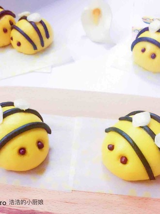 Little Bee Buns recipe