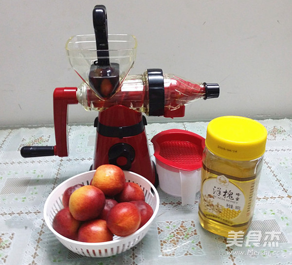 Nectarine Honey Juice recipe