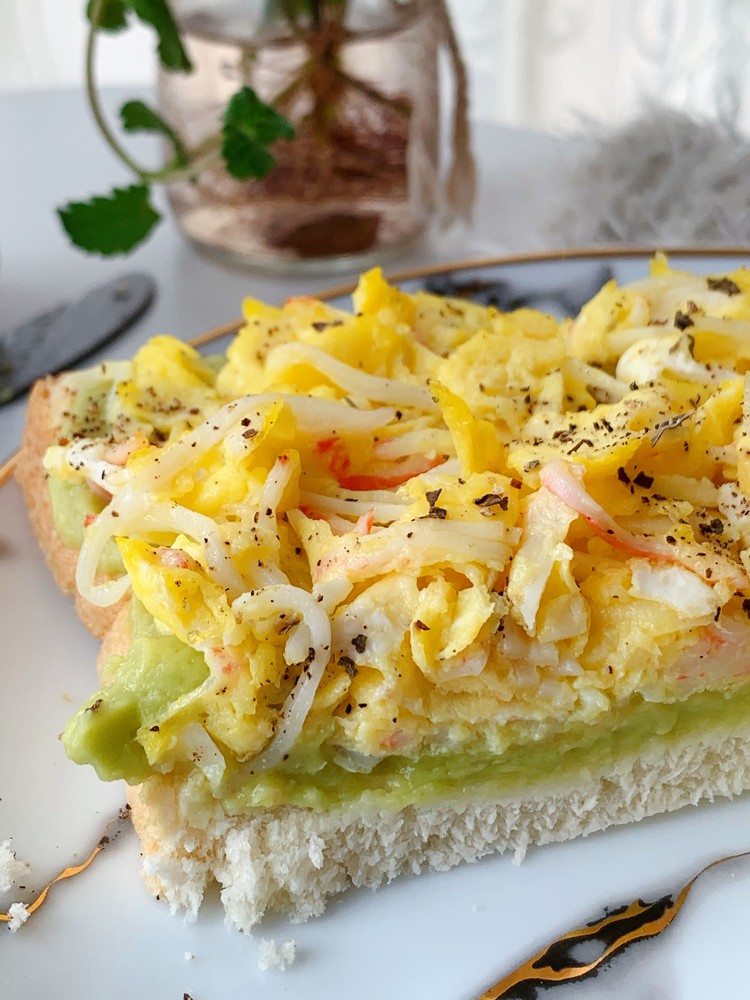 Net Red Avocado Egg Sandwich recipe