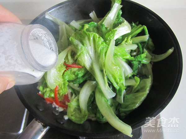 Stir-fried Lettuce with Garlic recipe