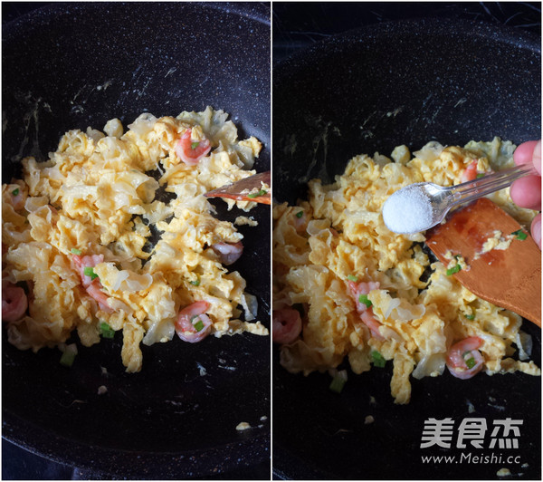 Scrambled Eggs with Shrimp and Tremella recipe