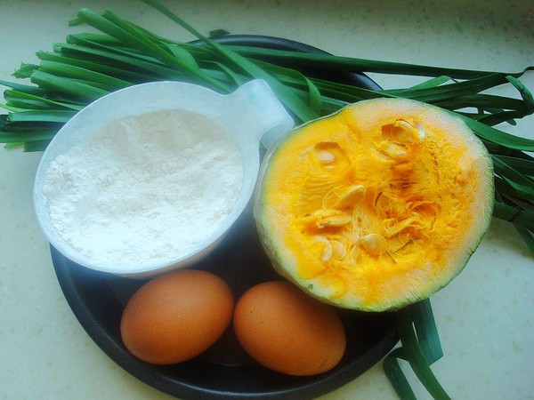 Pumpkin Leek Egg Buns recipe