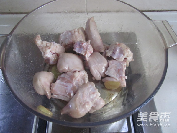 Calla Lily Lotus Root Soup recipe