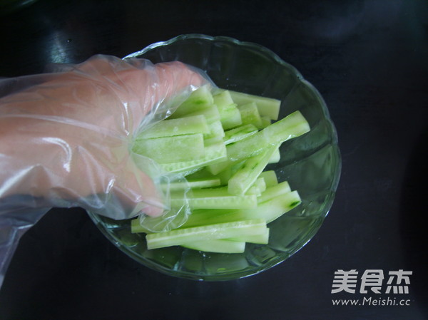 Cucumber Strips with Egg Yolk recipe