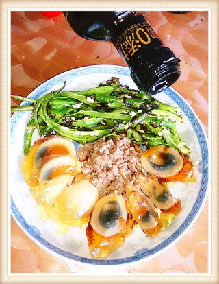 27's Cooking Diary-"preserved Eggs with Green Peppers" in Yibin recipe