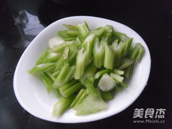 Celery Chicken Hearts recipe