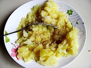 Gluttonous Snack---onion Ham Potato Pie (two Ways to Eat) recipe
