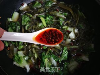 Stewed Vermicelli with Cordyceps Flower and Chinese Cabbage recipe