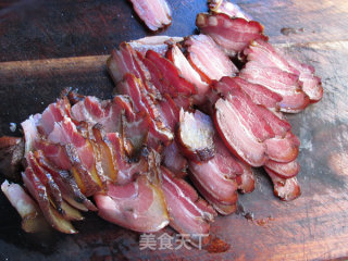 Fried Fresh Bamboo Shoots with Bacon recipe