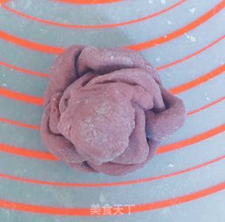 Purple Sweet Potato Hydrangea Bun recipe