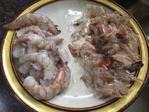 Nutrition Reduced Fat Tomato and Shrimp Slippery Tofu Soup recipe