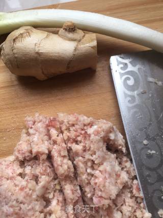 Cabbage Soup with Meatballs recipe
