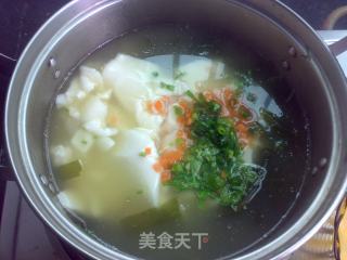 [trial Report of Shi Yunsheng's Original Soup Soup] Spirulina and Bean Curd Soup recipe