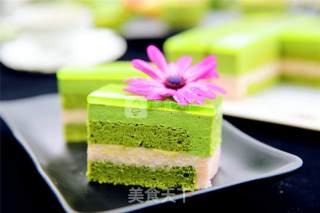 Matcha Chocolate Mousse Cake recipe