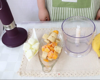 Cool Summer Food-yogurt and Fruit Ice Cream recipe