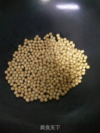 Stir-fried Soybeans with Chili Sauce recipe