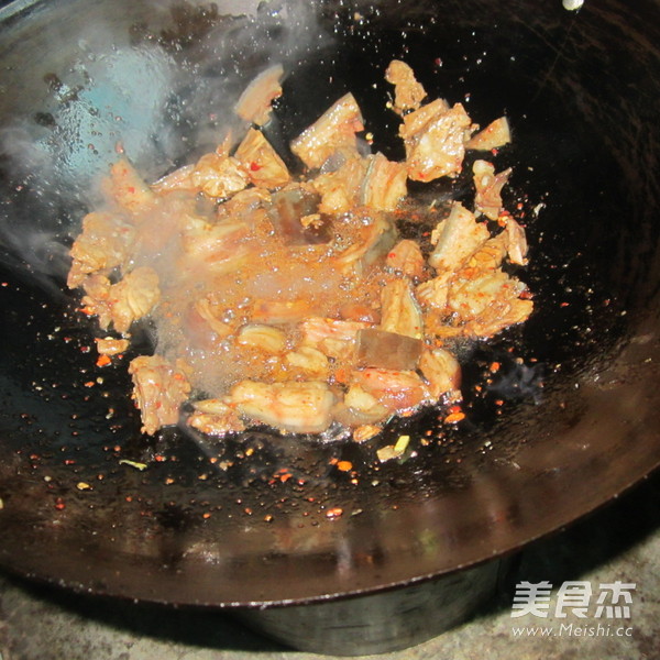 Stir-fried Donkey Meat with Fresh Mustard recipe