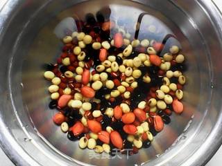 Peanut Three-color Soy Milk recipe