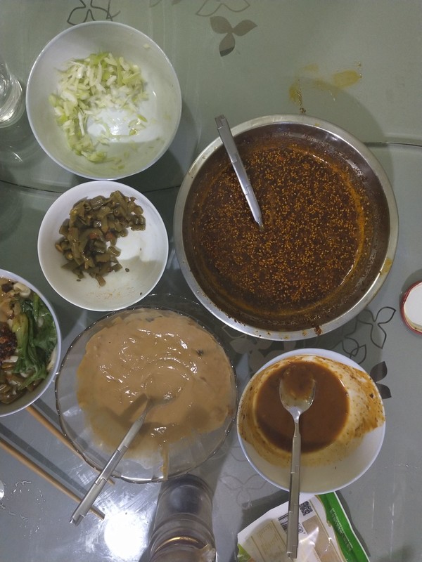 Fei's Hot Dry Noodle recipe