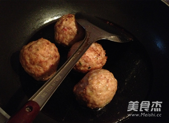 Meat Ball with Soy Sauce recipe