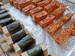 Light Version of Roasted Thick Tofu/basic Version of Dried Tofu with Seaweed recipe