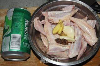 Beer Chicken Wing Tips recipe