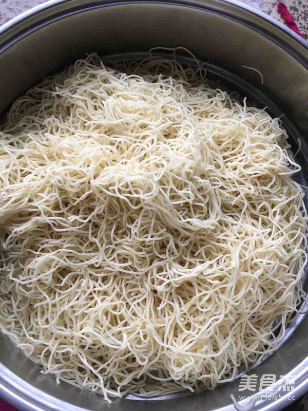 Chicken Drumstick Noodles recipe