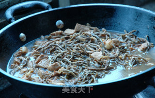 Roast Pork with Dried Beans recipe