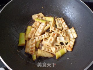 Sauce-flavored Spring Bamboo Shoots recipe