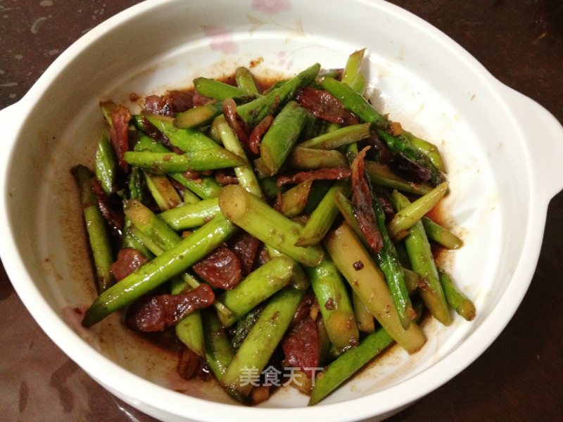 Stir-fried Asparagus with Sausage Sauce recipe