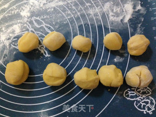 Golden Pumpkin Wotou——the Golden Cornucopia of Happy New Year recipe