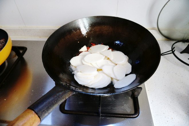 Stir-fried Mountain Pills recipe