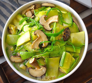 Zucchini Stir-fried Shiitake Mushrooms recipe