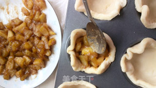 Sweet Afternoon Tea Snack--flower Apple Pie recipe