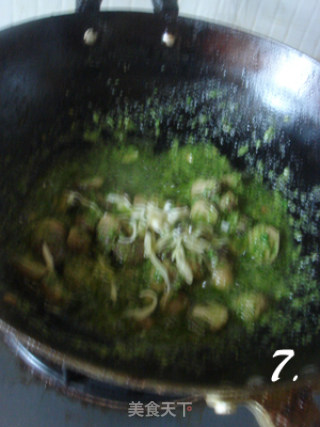 Spring is Undoubtedly Green and Green-green Sauce Smoke Tube Pasta recipe