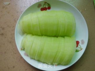 Fried Garlic Sprouts with Zucchini recipe